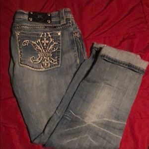Light distressed crop jean